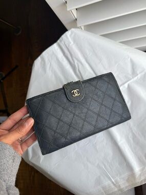 CHANEL Black Vintage Wallet
